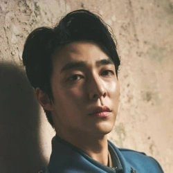 김우성