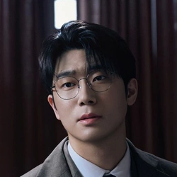 이진혁