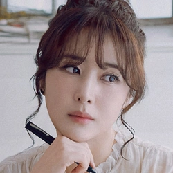 최수진