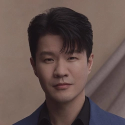 육현욱