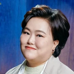 김아영
