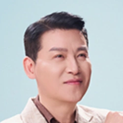 이현우