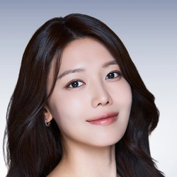 최수영