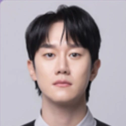 김찰리