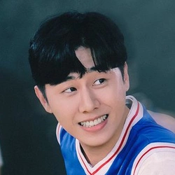 김민강