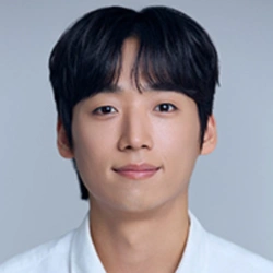 이윤성