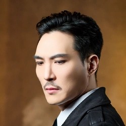 조태일