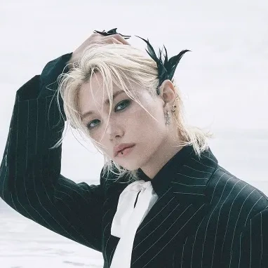 필릭스(FELIX)
