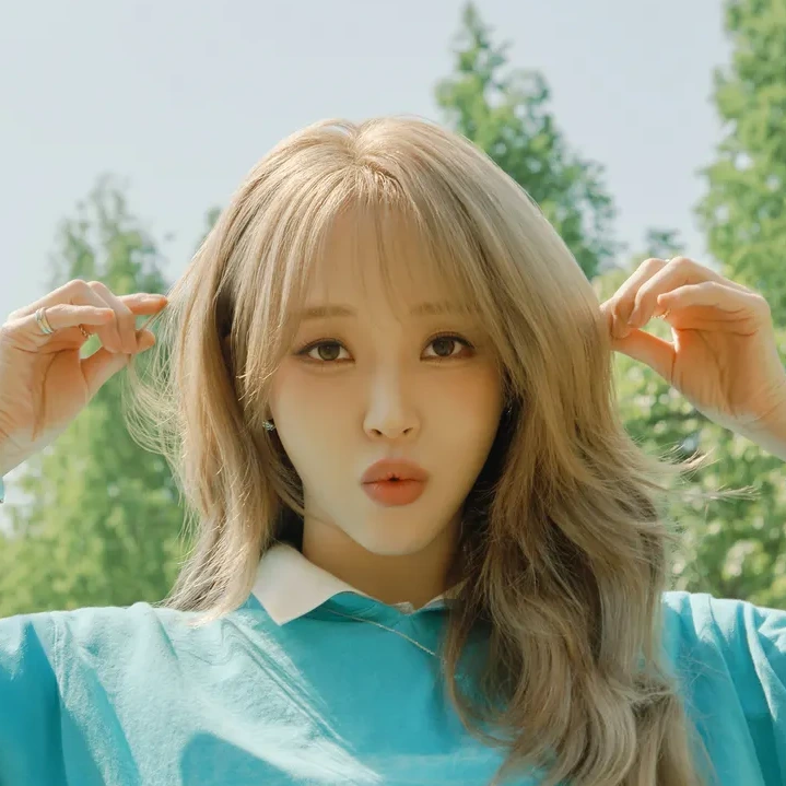 문별(MOON BYUL)