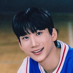 김현진