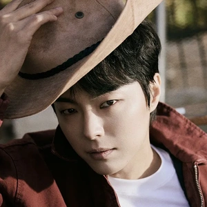 박시환