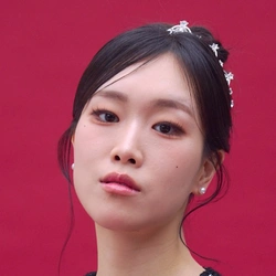 최수현