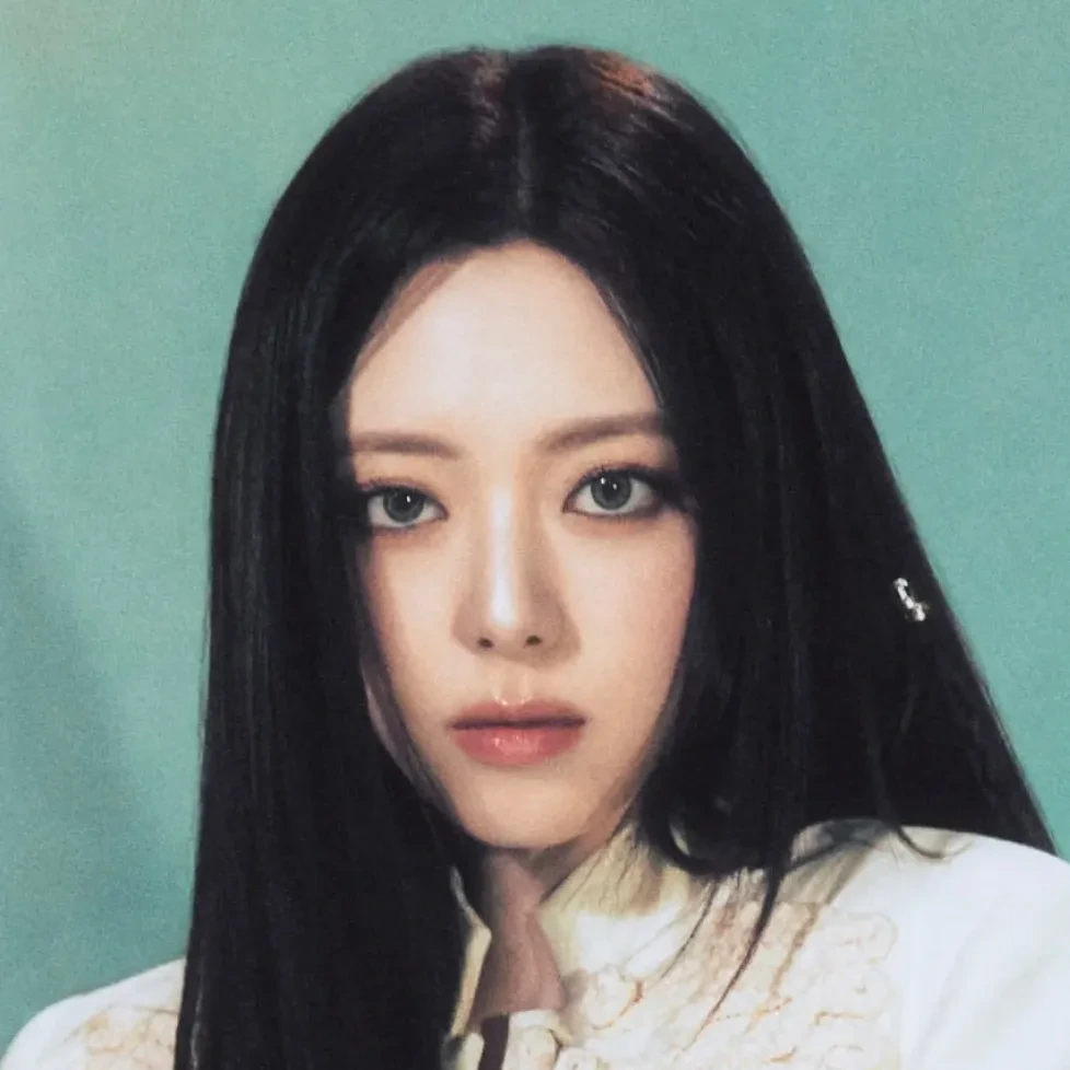 유나(YUNA)