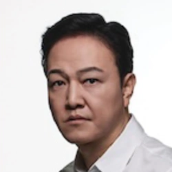 정웅인