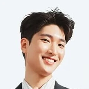 신재범