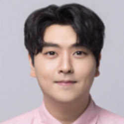 김담현