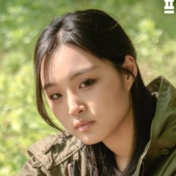 김나은
