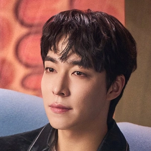 김우성