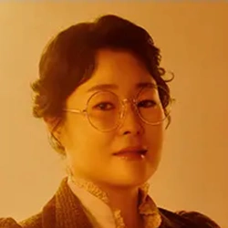 윤사봉