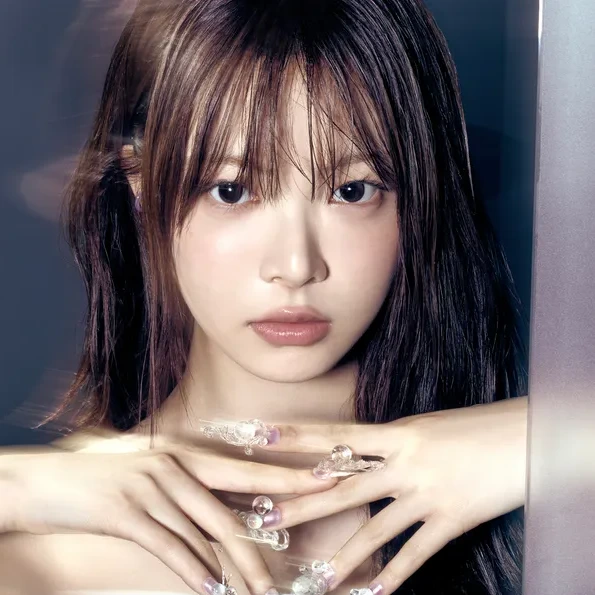 홍은채(HONG EUNCHAE)