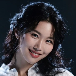 김수연