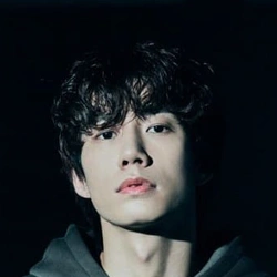 손우현