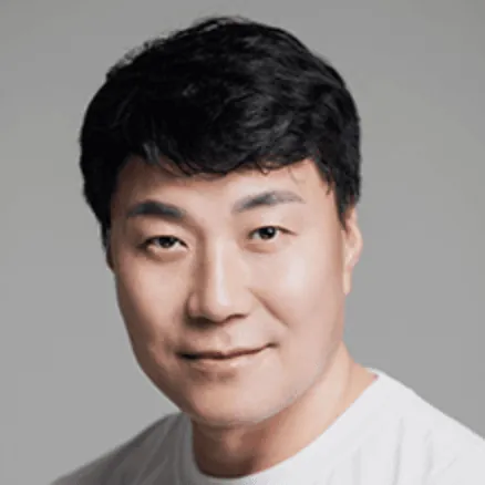 안재홍
