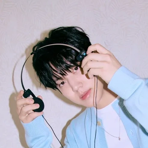 도운(DOWOON)