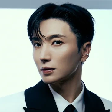 이특(LEETEUK)