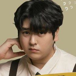 김담현