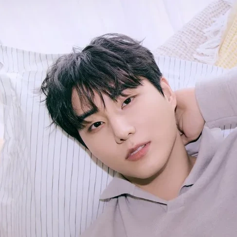 영케이(Young K)