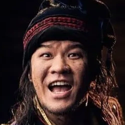 육현욱