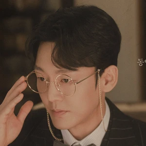 김지욱