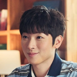박강현