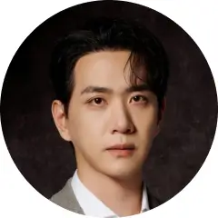 김대웅