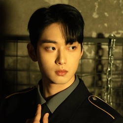 김준우