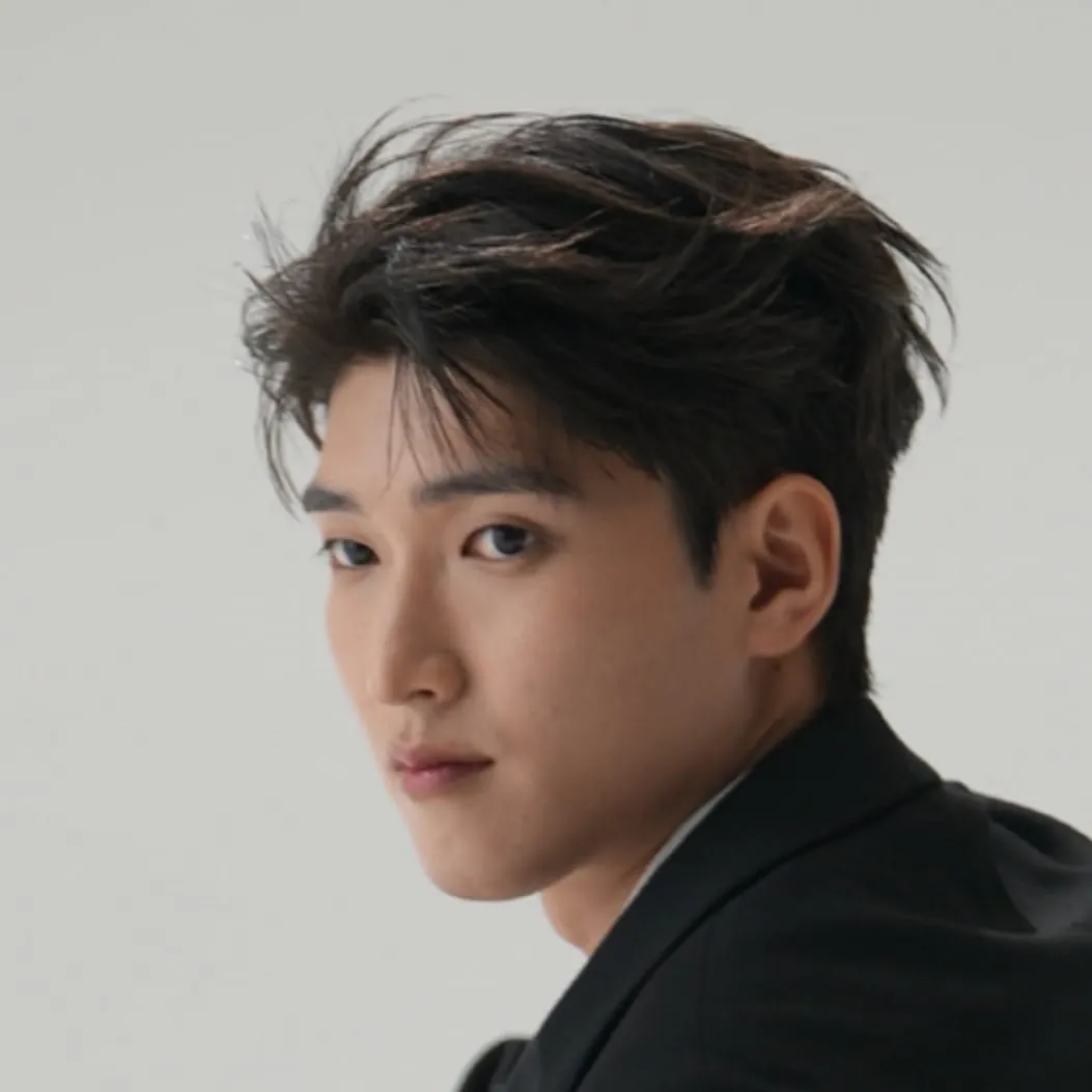 신재범