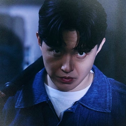 김다흰