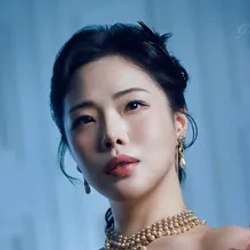 김은지