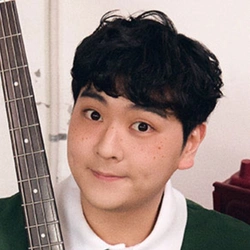 김담현