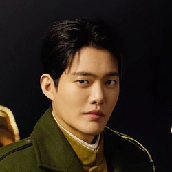 김건우