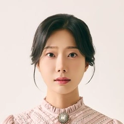 김려은