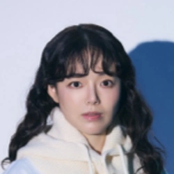 최지현