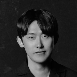 민진웅