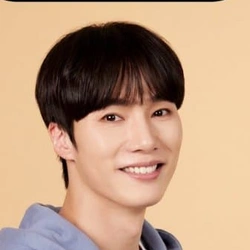 문성일