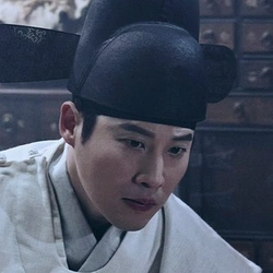 황두현