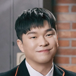 민현기