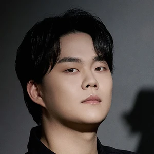 남수현