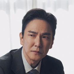 정동근